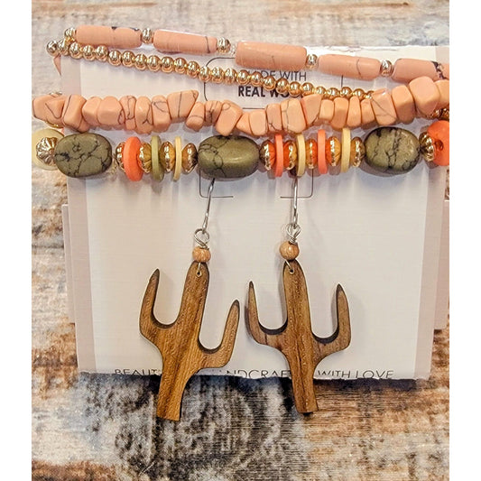 Coral Wood Cactus Set