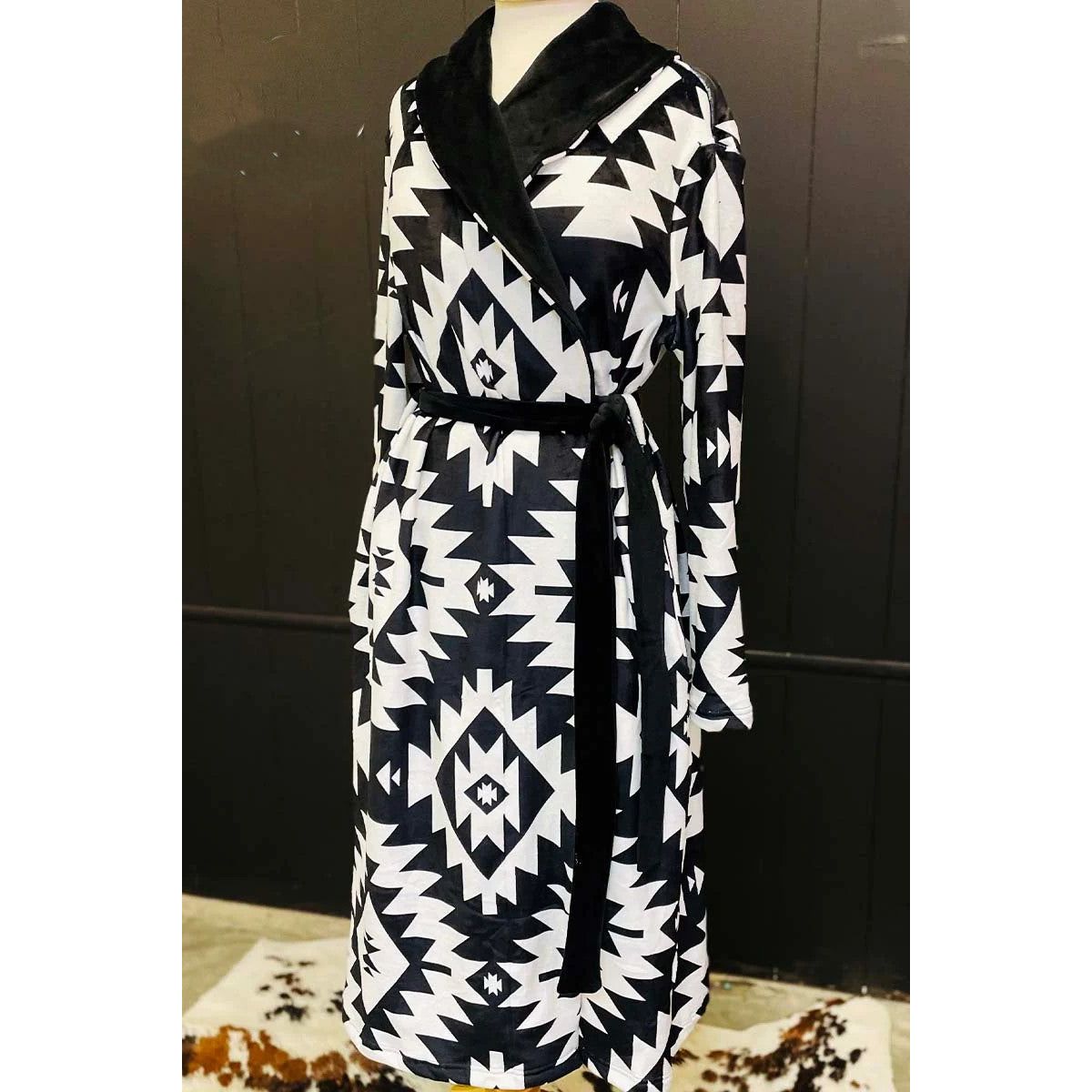 OPEN HOUSE #1 Black White Robe